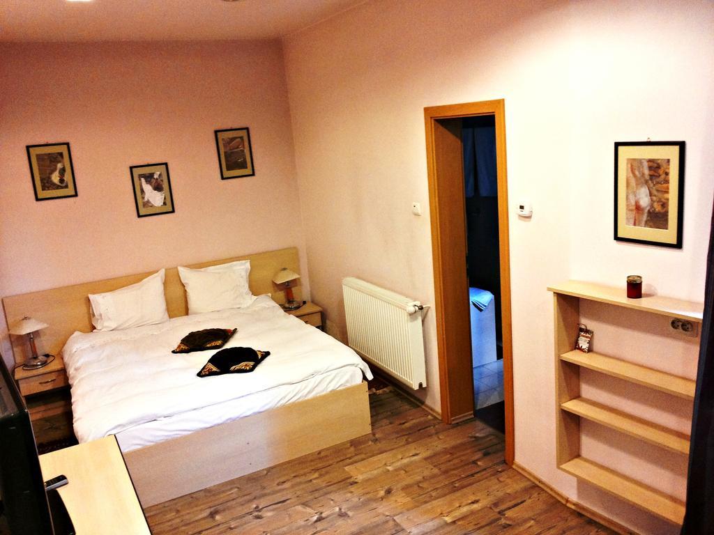Lucas 10 Apartments Cluj-Napoca Zimmer foto