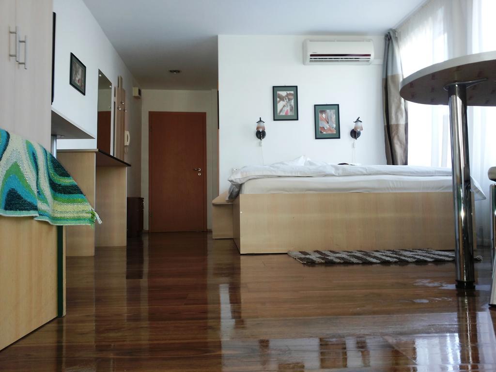 Lucas 10 Apartments Cluj-Napoca Zimmer foto